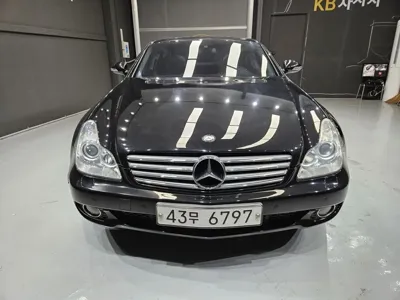 Mercedes-Benz CLS-Class 2006, 104482 км, за 5500000 KRW