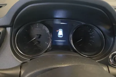 Nissan X-Trail 2019, 55400 км, за 82860.45 CNY - фото 10