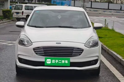 Ford Escort 2019, 102500 км, за 40679.05 CNY