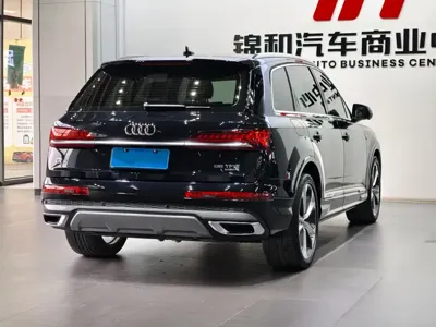 Audi Q7 2020, 60000 км, за 259600 CNY - фото 12