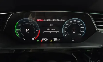 Audi e-tron 2022, 62479 км, за 49300000 KRW - фото 8