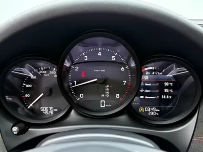 Porsche Macan 2024, 50700 км, за 339799 CNY - фото 15