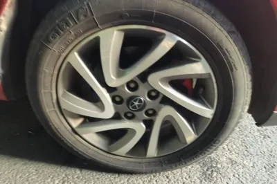 JAC Group Refine S2 2015, 108300 км, за 15472.18 CNY - фото 8