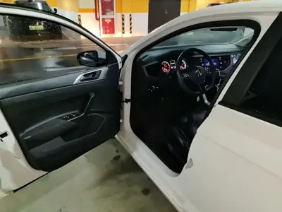 Volkswagen Polo 2021, 79200 км, за 45700 CNY - фото 14