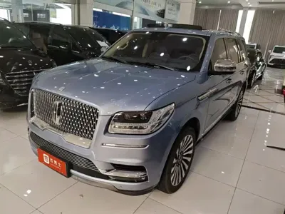 Lincoln Navigator · 2019 год