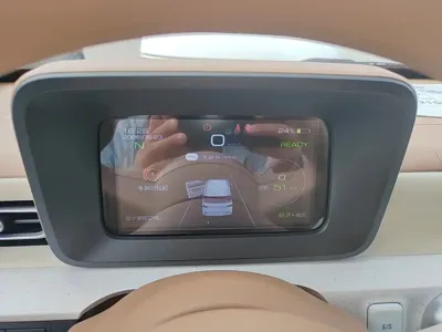 Wuling MINIEV 2026, 100 км, за 35500 CNY - фото 12