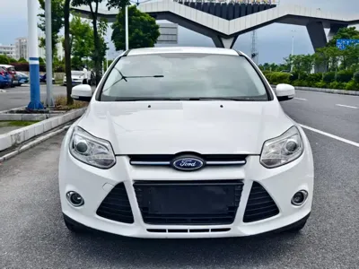 Ford Focus 2014, 130000 км, за 18800 CNY