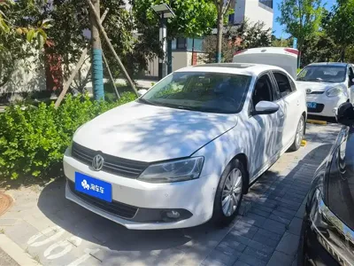 Volkswagen Sagitar · 2014 год