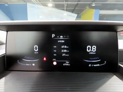 Hyundai Staria 2025, 6751 км, за 35200000 KRW - фото 8