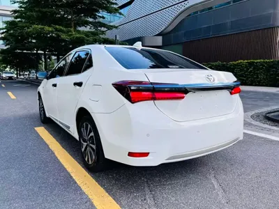 Toyota Corolla Hybrid 2020, 90000 км, за 56800 CNY - фото 13