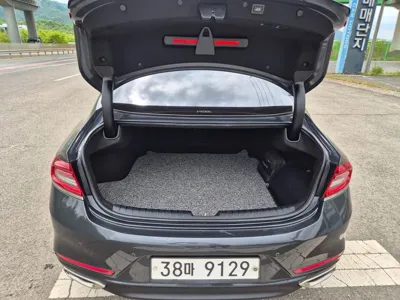 Hyundai Grandeur 2018, 163684 км, за 12500000 KRW - фото 15