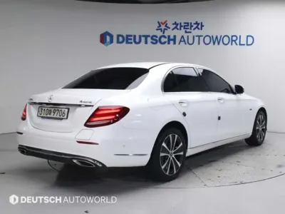Mercedes-Benz E-Class 2020, 77032 км, за 33500000 KRW - фото 2