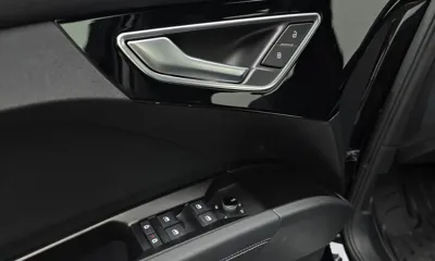Audi Q4 e-tron 2023, 13733 км, за 46090000 KRW - фото 19