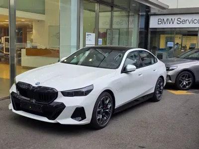 BMW 5-Series · 2026 год