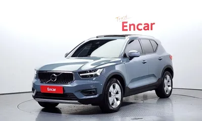 Volvo XC40 · 2020 год
