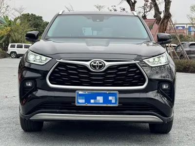 Toyota Highlander 2024, 16000 км, за 198000 CNY
