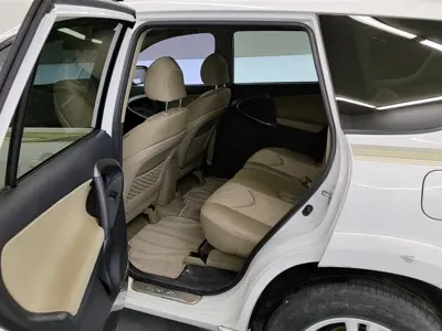 Toyota RAV4 2011, 77100 км, за 34800 CNY - фото 11