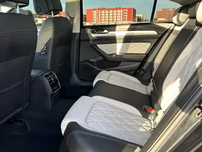 Volkswagen Magotan 2023, 14000 км, за 123800 CNY - фото 6