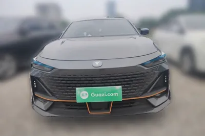 Changan UNI-V 2022, 17200 км, за 76912.22 CNY