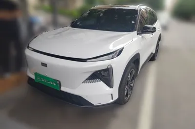 Geely Galaxy L7 · 2023 год