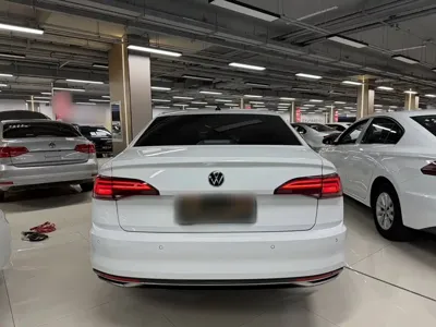 Volkswagen Bora 2022, 79000 км, за 55100 CNY - фото 7