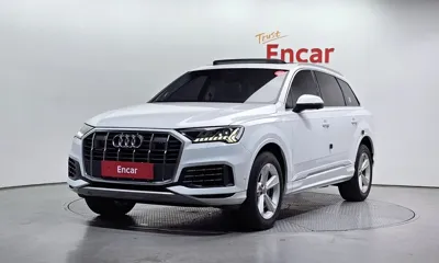Audi Q7 · 2020 год