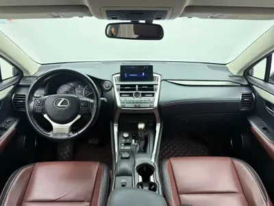 Lexus NX 2015, 129500 км, за 79000 CNY