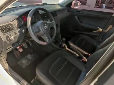 Volkswagen Santana 2016, 120000 км, за 18800 CNY - фото 9