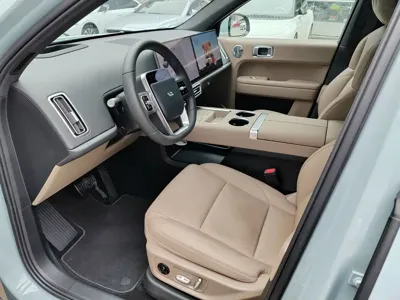 Li Auto Li L6 2025, 15000 км, за 208000 CNY - фото 4
