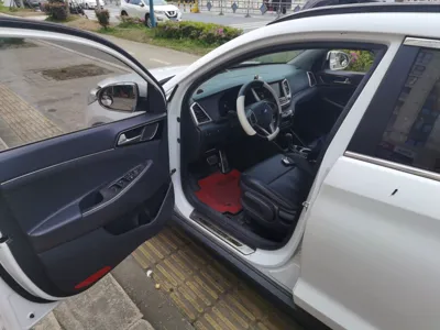 Hyundai Tucson 2015, 139100 км, за 49992.27 CNY - фото 19