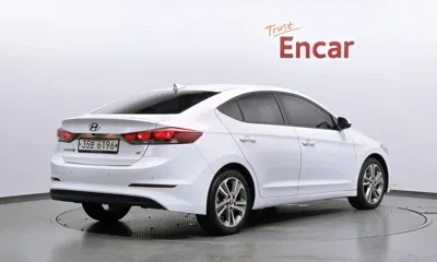 Hyundai Avante 2018, 96916 км, за 8490000 KRW