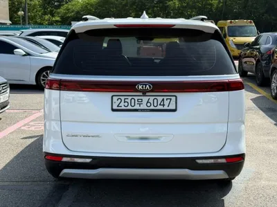 Kia Canival 2021, 150585 км, за 18890000 KRW
