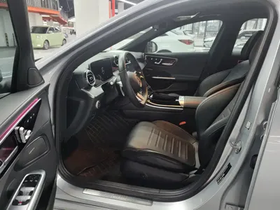 Mercedes-Benz C-Class 2022, 60000 км, за 127800 CNY