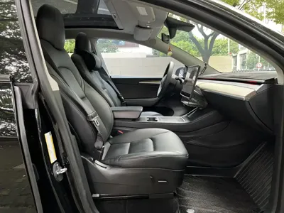 Tesla Model Y 2021, 107000 км, за 129000 CNY - фото 6