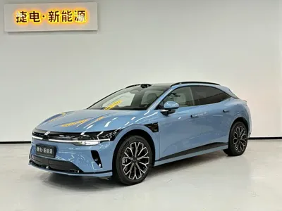 Zeekr 极氪007GT · 2025 год