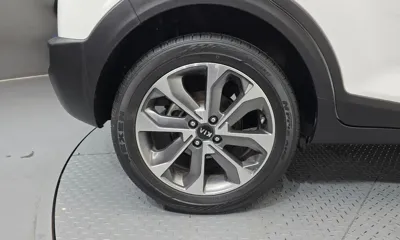 Kia Stonic 2020, 80796 км, за 12900000 KRW - фото 5