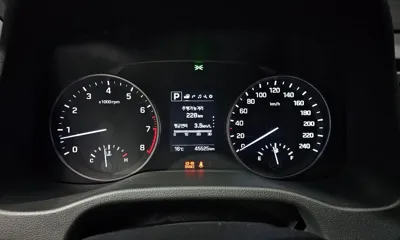 Hyundai Avante 2018, 45525 км, за 11000000 KRW - фото 8