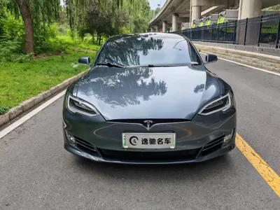 Tesla Model S 2019, 90000 км, за 139000 CNY