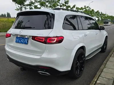 Mercedes-Benz GLS 2023, 38000 км, за 615300 CNY - фото 3