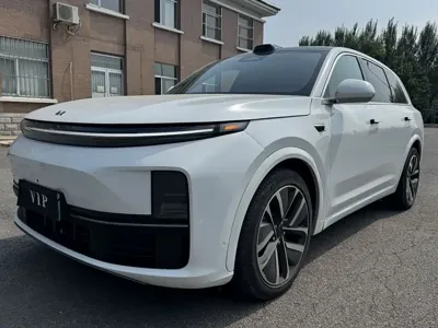 Li Auto Li L7 · 2024 год