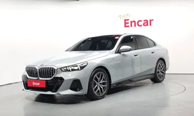 BMW 5-Series · 2024 год