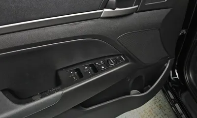 Hyundai Avante 2018, 83635 км, за 9900000 KRW - фото 14