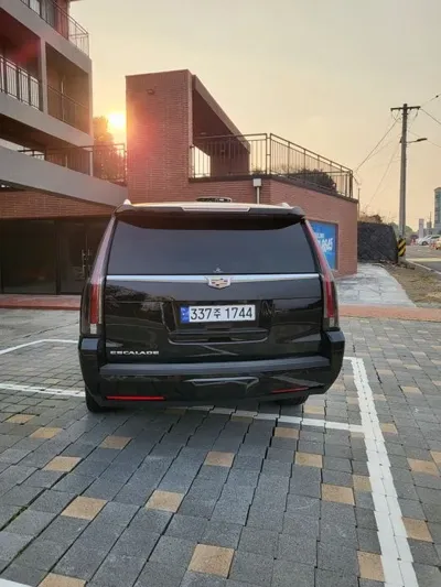 Cadillac Escalade 2018, 116000 км, за 36500000 KRW - фото 4