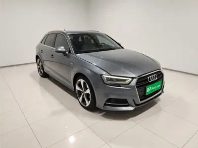 Audi A3 2019, 146100 км, за 46500 CNY