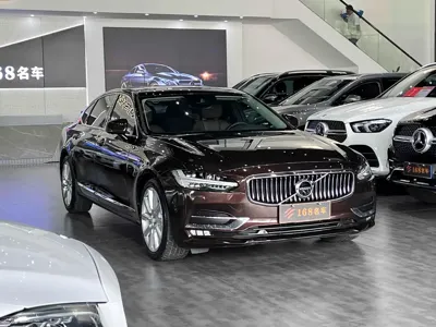 Volvo S90 2017, 140000 км, за 96800 CNY