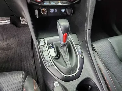 Hyundai Veloster 2018, 121073 км, за 10500000 KRW - фото 8