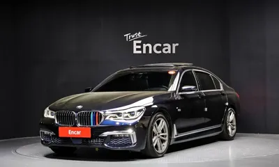 BMW 7-Series · 2017 год
