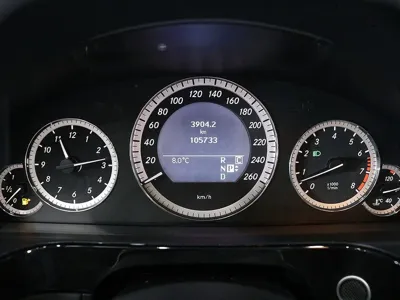 Mercedes-Benz E-Class 2010, 105740 км, за 5900000 KRW - фото 8