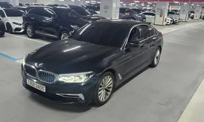 BMW 5-Series · 2019 год