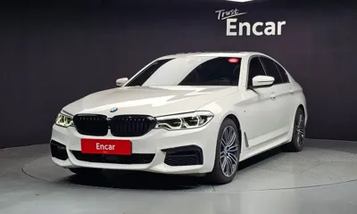 BMW 5-Series · 2020 год